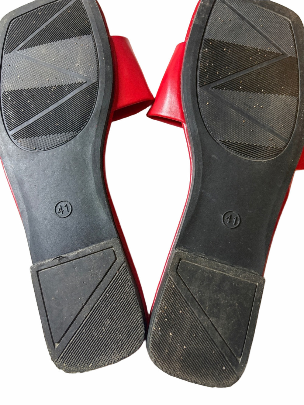 Fashion Red Slide Sandals | EUC | Sz 10-10.5 - Picture 5 of 5
